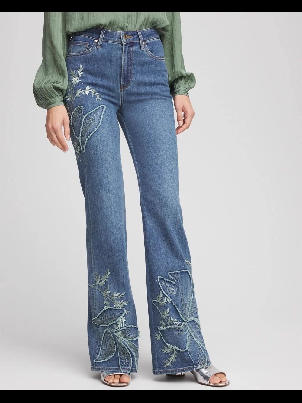 NWT Chico's High Raise Flare Jean